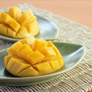 un plat de mangue